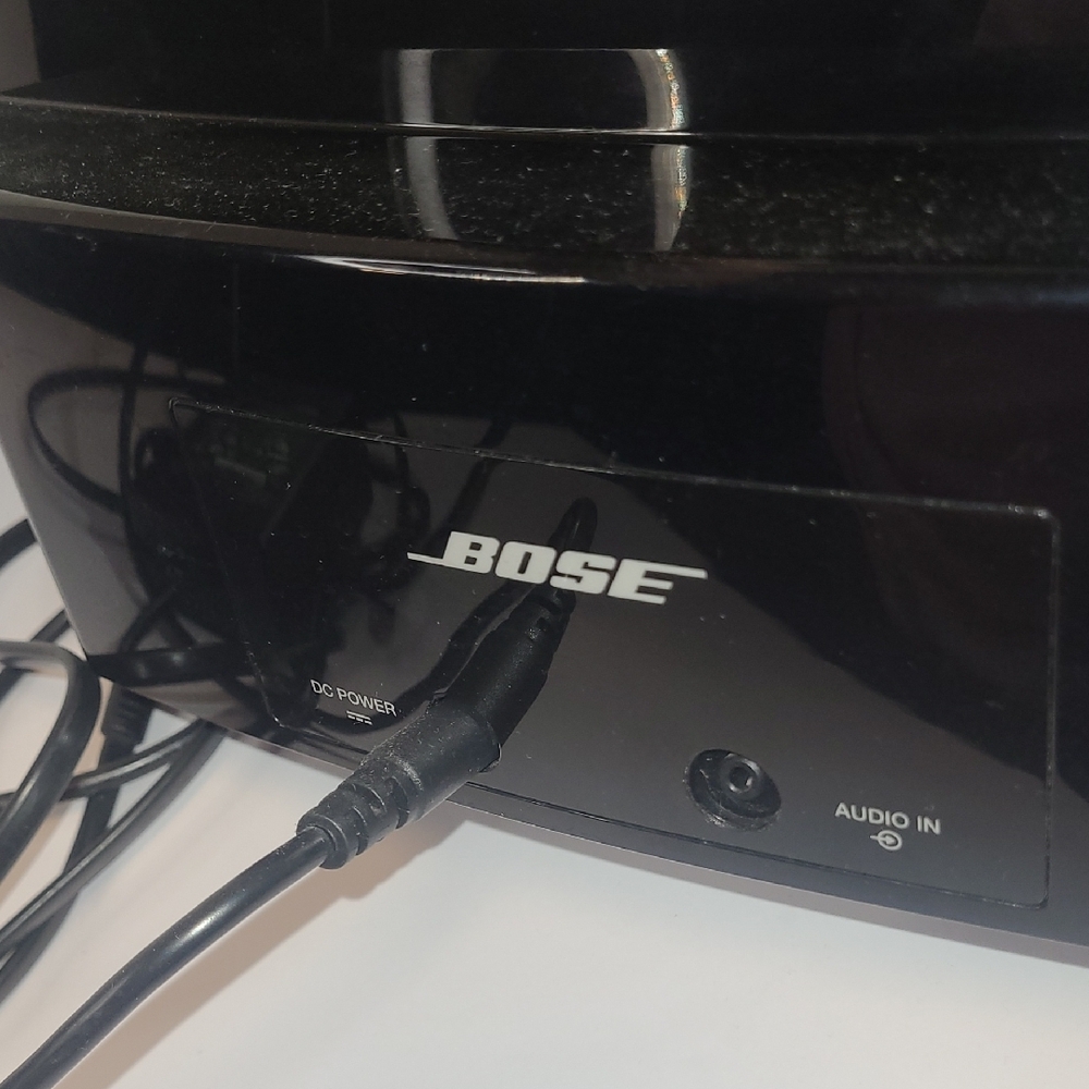 Bose Silver and Black Portable Speaker Vintage - Picture 2 of 3